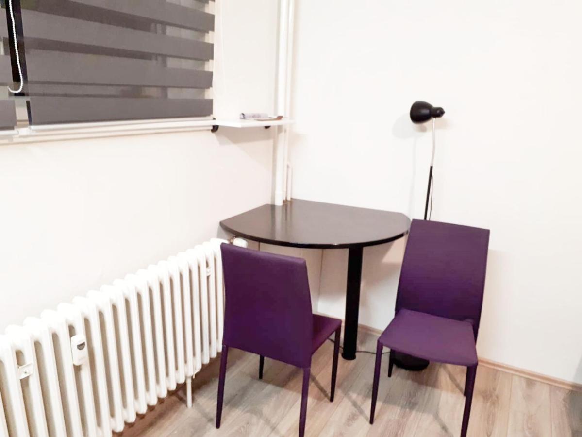 New Zagreb - Purple Apartment Екстер'єр фото